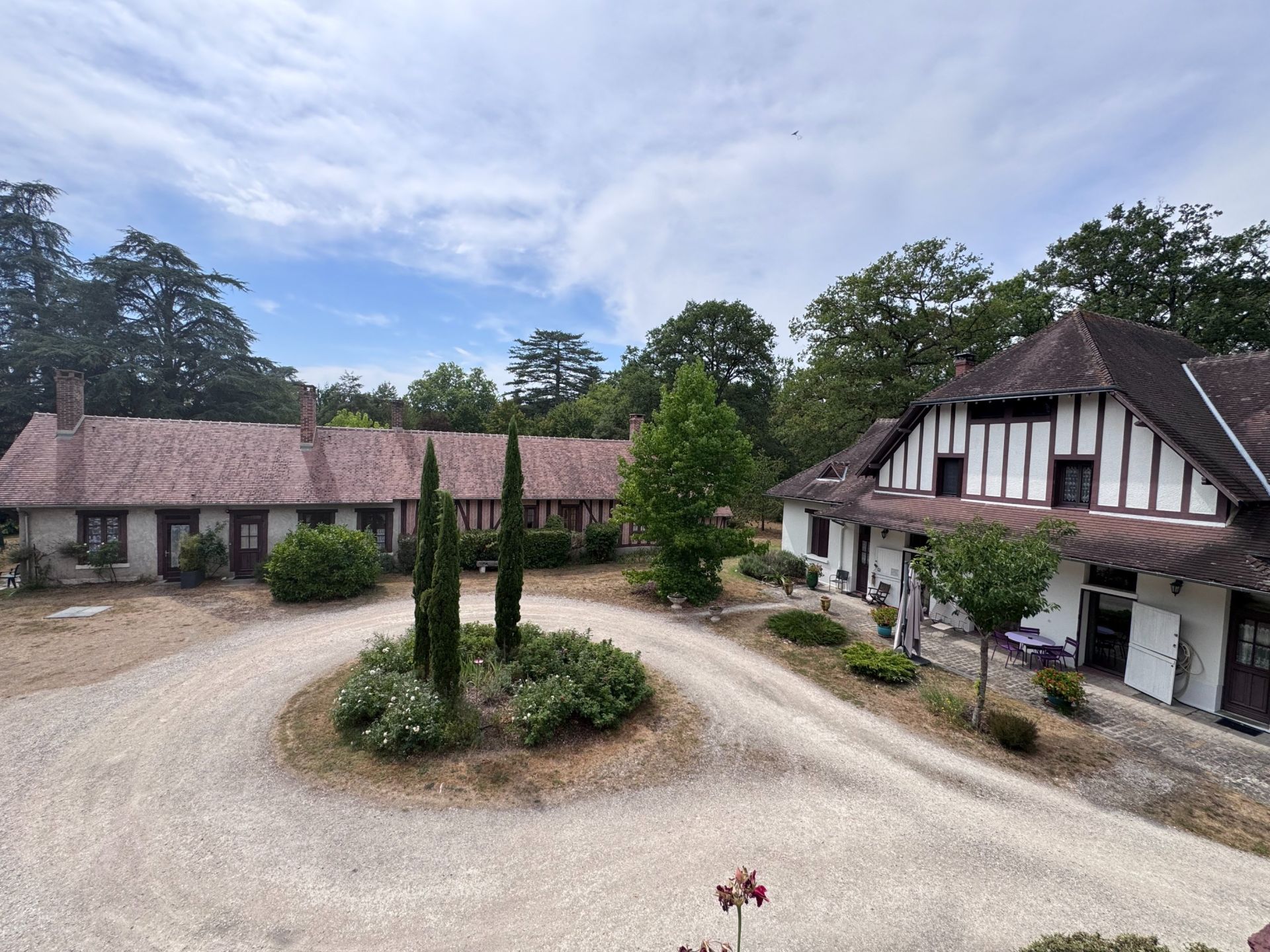 maison de luxe 21 Pièces en vente sur LIGNY LE RIBAULT (45240)
