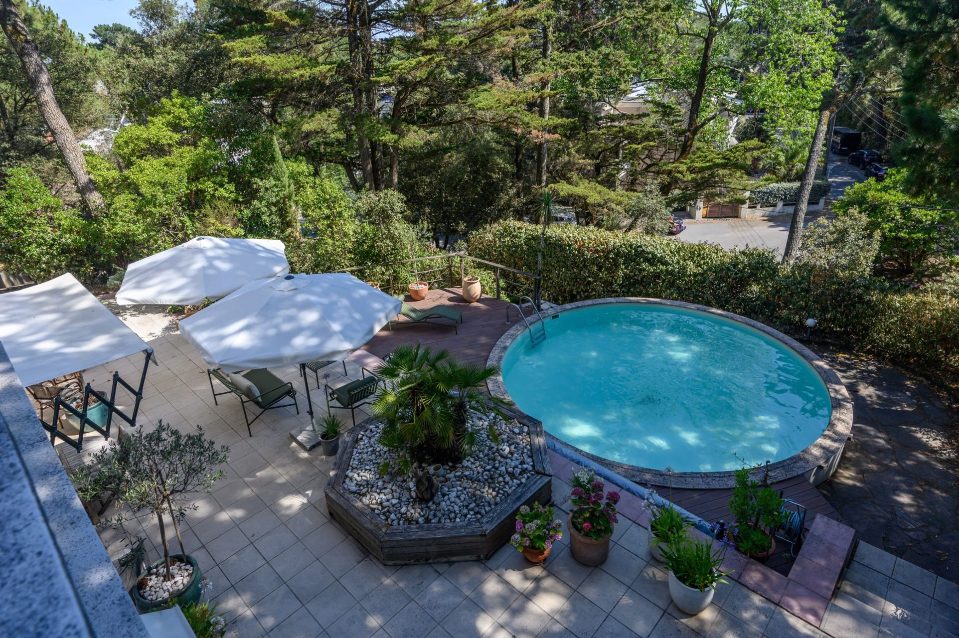luxury property 10 Rooms for sale on LA BAULE (44500)
