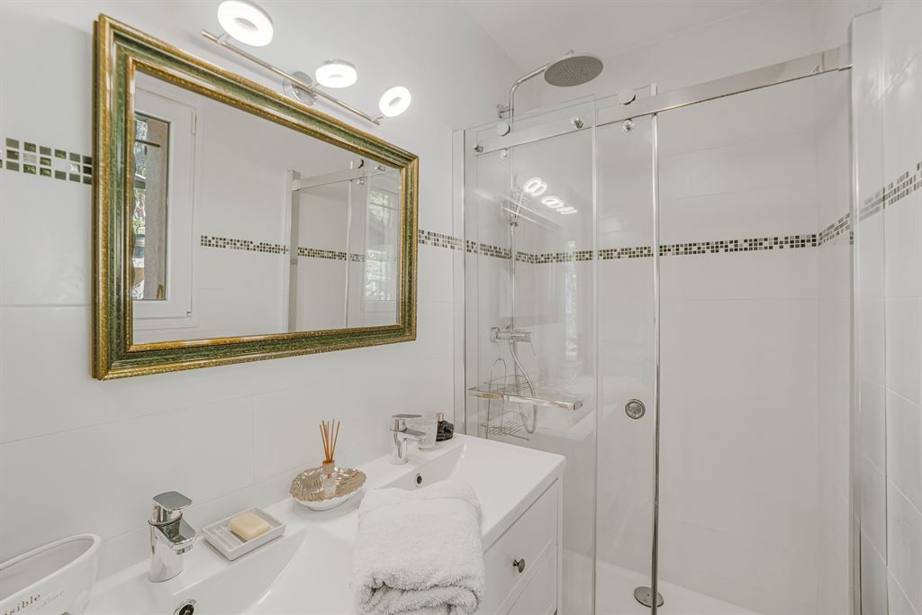 bastide 5 Pièces en vente sur MOUGINS (06250)