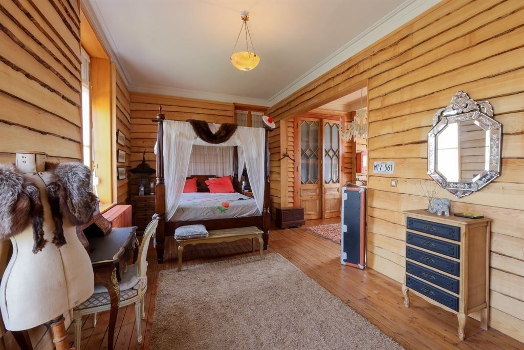 luxury house 5 Rooms for sale on WIMEREUX (62930)