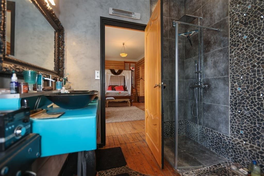 luxury house 5 Rooms for sale on WIMEREUX (62930)