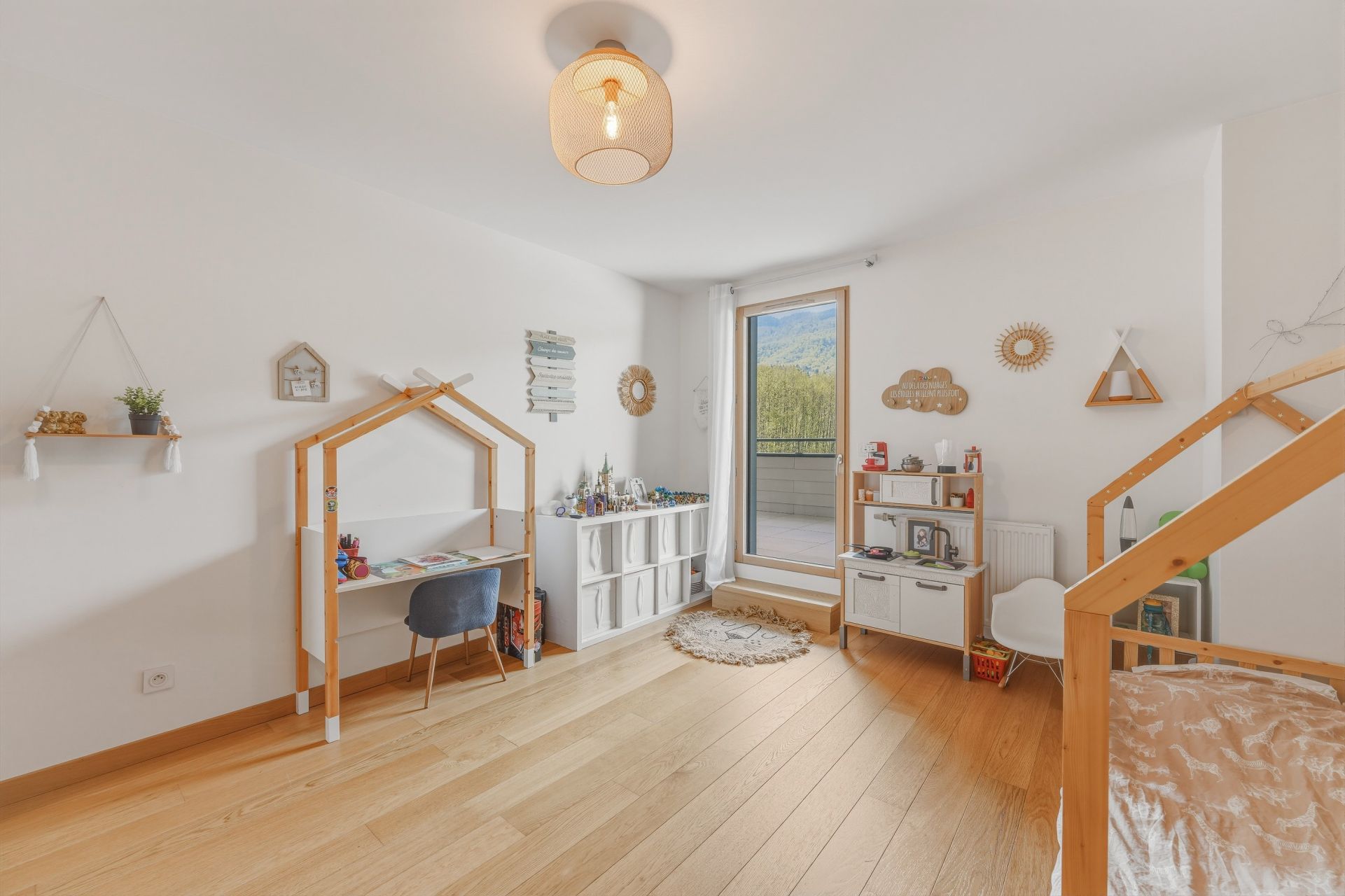 maison de luxe 6 Pièces en vente sur DIVONNE LES BAINS (01220)