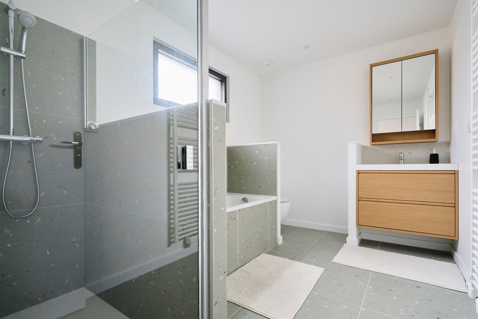 luxury house 7 Rooms for sale on MARCQ EN BAROEUL (59700)