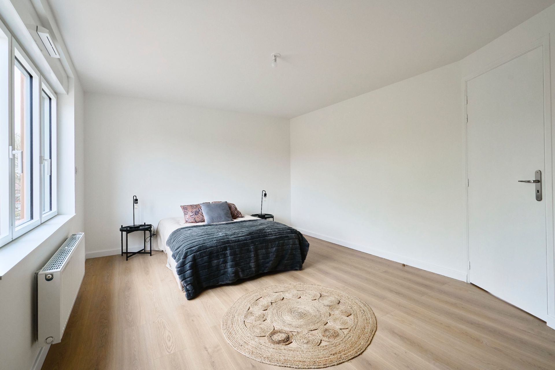 luxury house 7 Rooms for sale on MARCQ EN BAROEUL (59700)