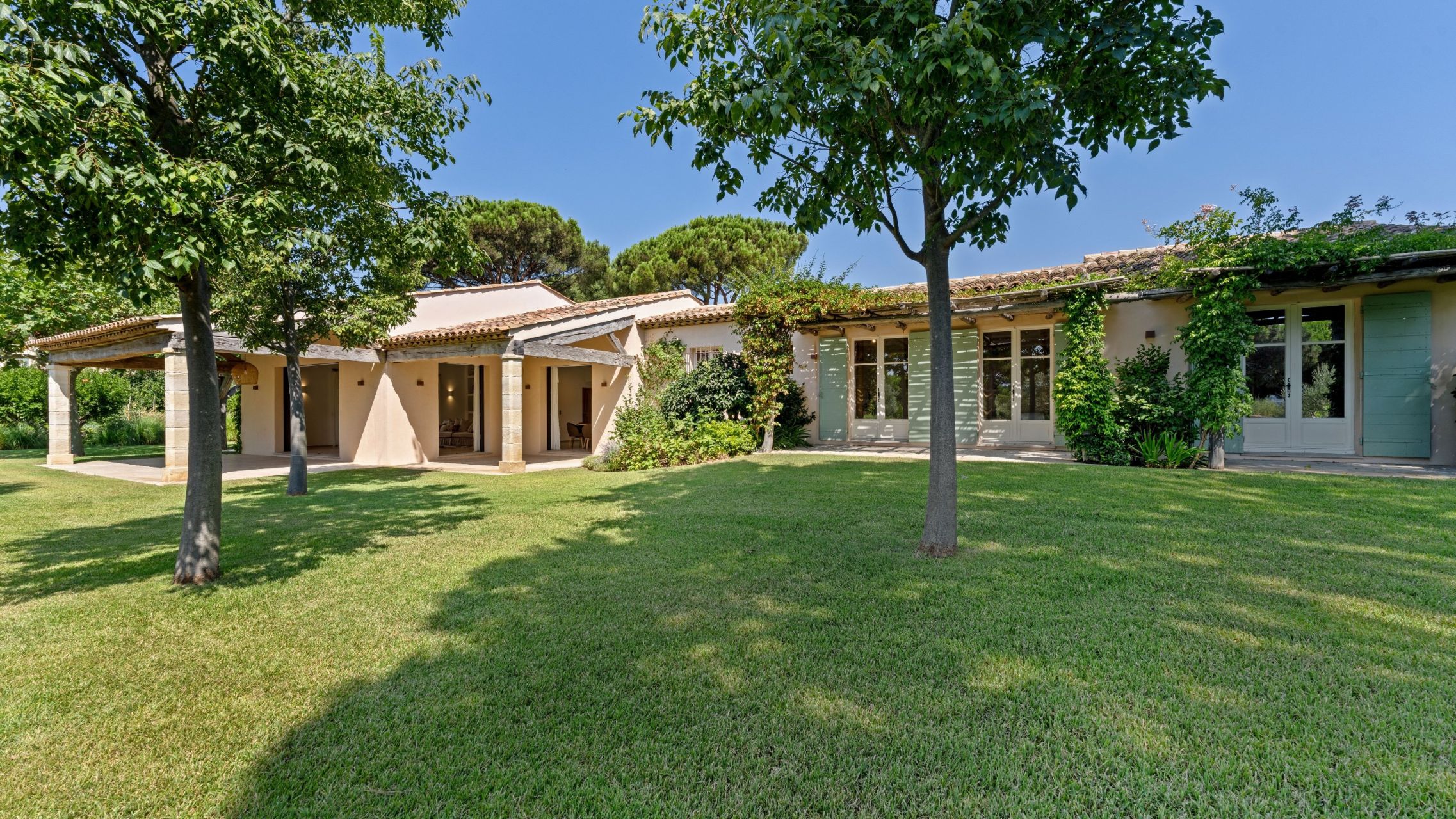 maison provençale de luxe 13 Pièces en vente sur ST TROPEZ (83990)