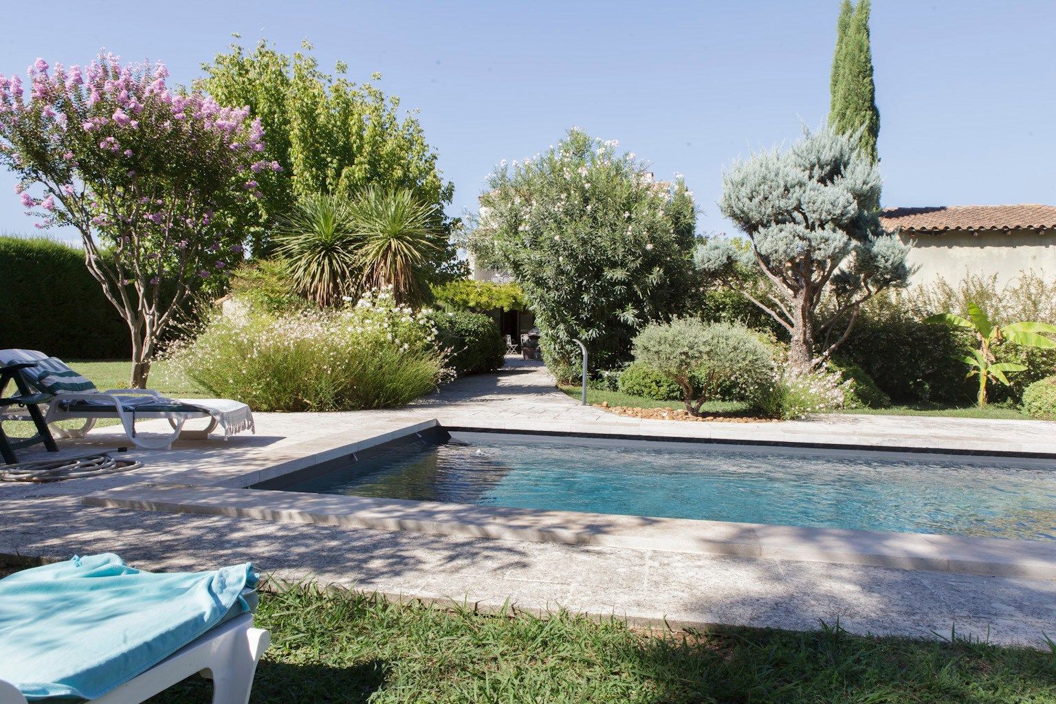 maison traditionnelle de luxe 8 Pièces en vente sur FONTVIEILLE (13990)