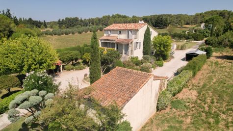 Vente Maison traditionnelle de luxe Fontvieille 8&nbsp;Pièces 210&nbsp;m²