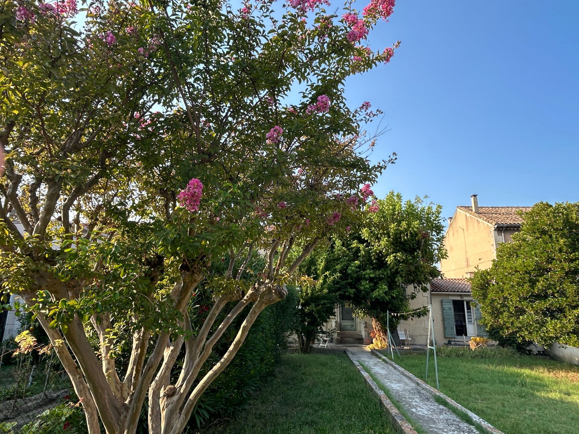  5 Rooms for sale on ST REMY DE PROVENCE (13210)