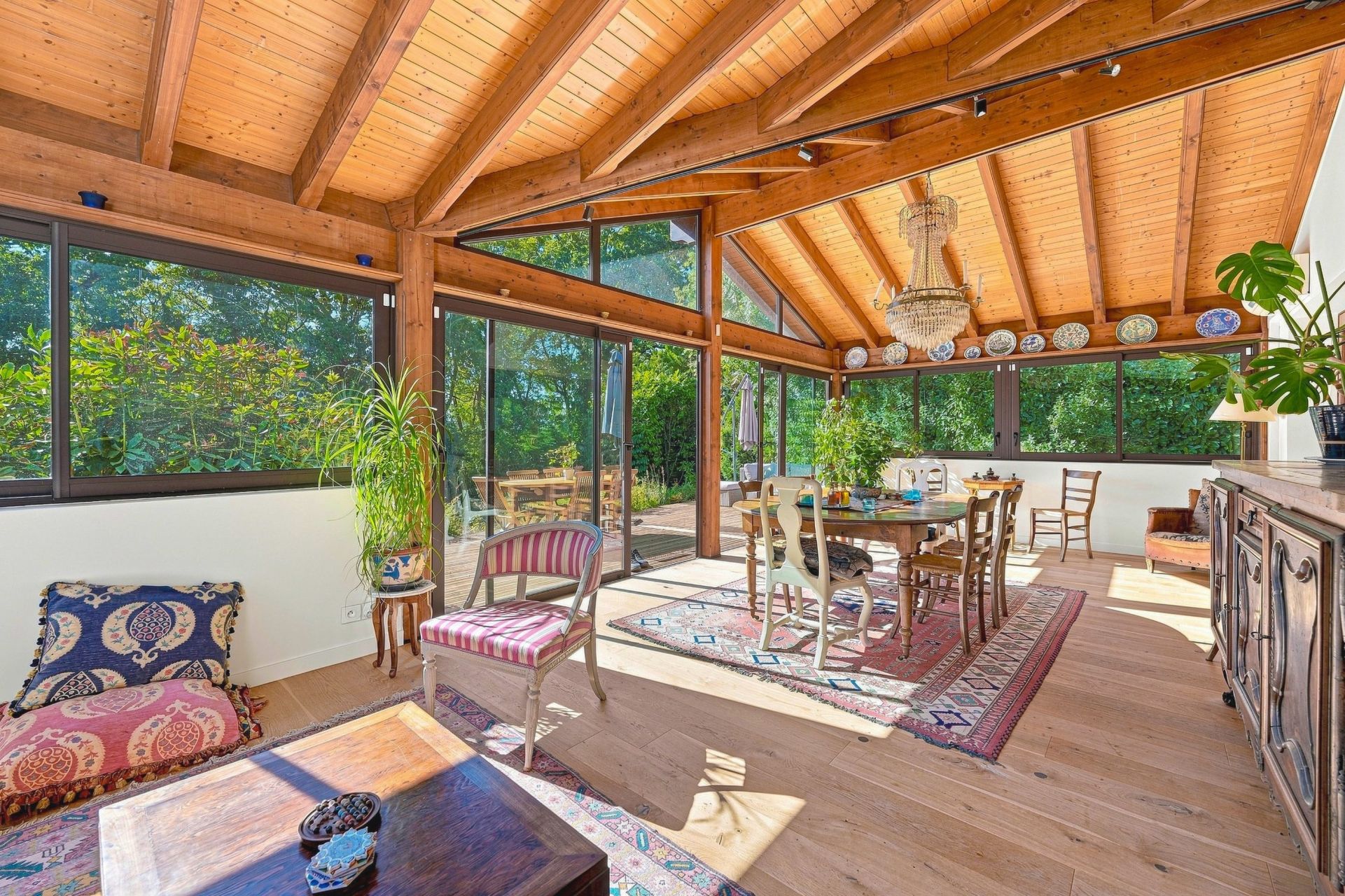 maison de luxe 8 Pièces en vente sur DIVONNE LES BAINS (01220)