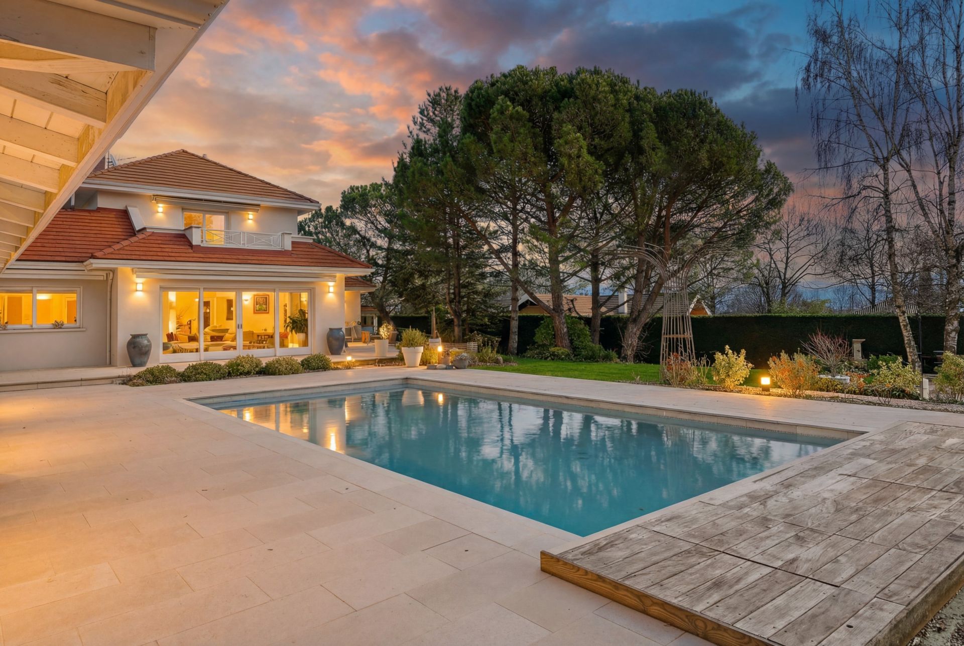 maison de luxe 9 Pièces en vente sur DIVONNE LES BAINS (01220)