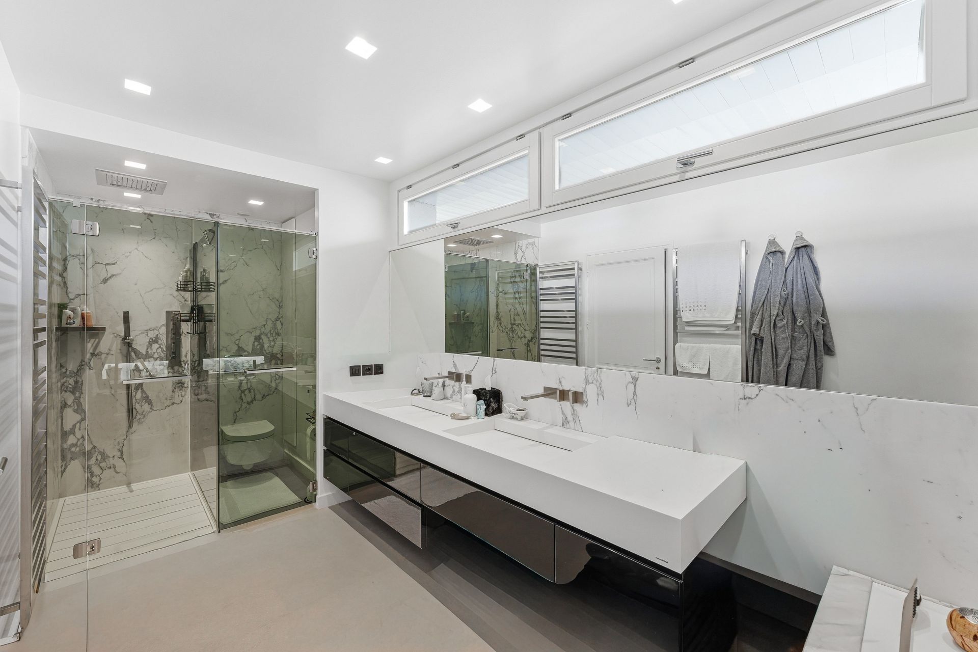maison de luxe 9 Pièces en vente sur DIVONNE LES BAINS (01220)