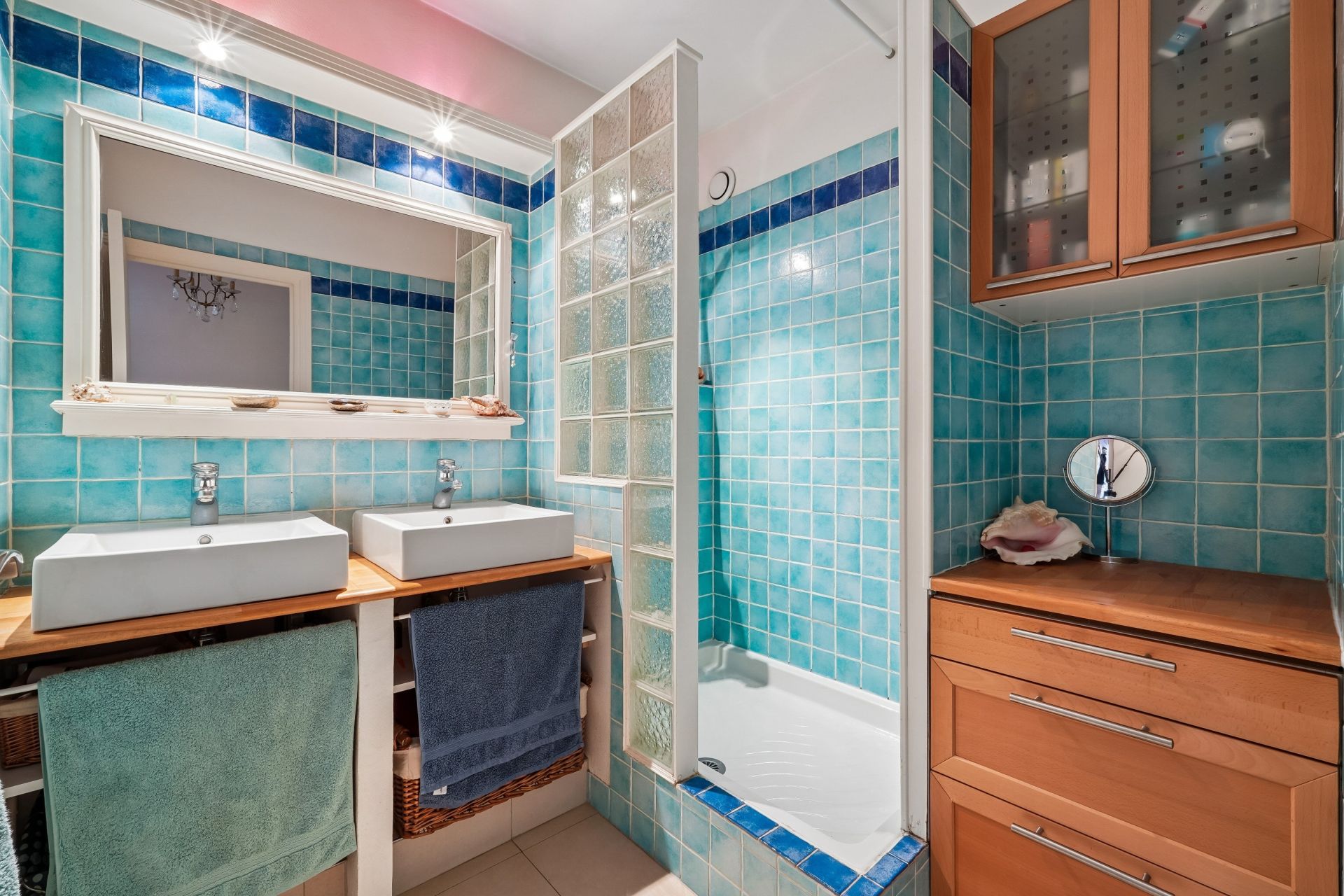 luxury apartment 3 Rooms for sale on ST MANDE (94160)