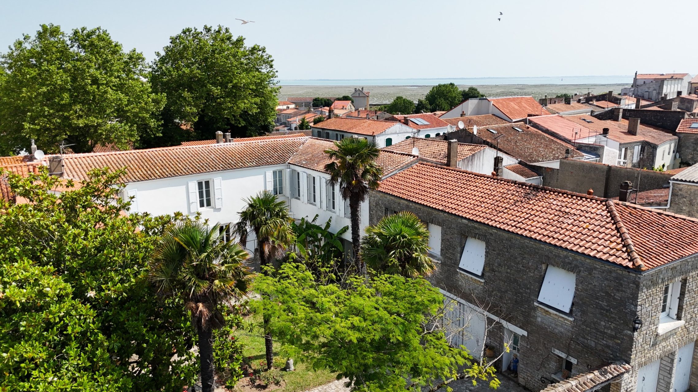 maison de luxe 18 Pièces en vente sur LE CHATEAU D OLERON (17480)