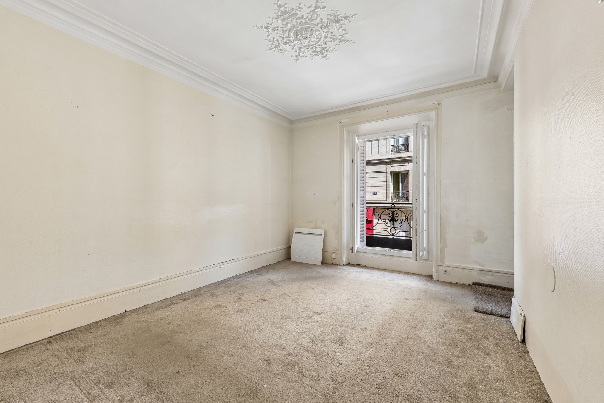 luxury apartment 4 Rooms for sale on PARIS (75005)