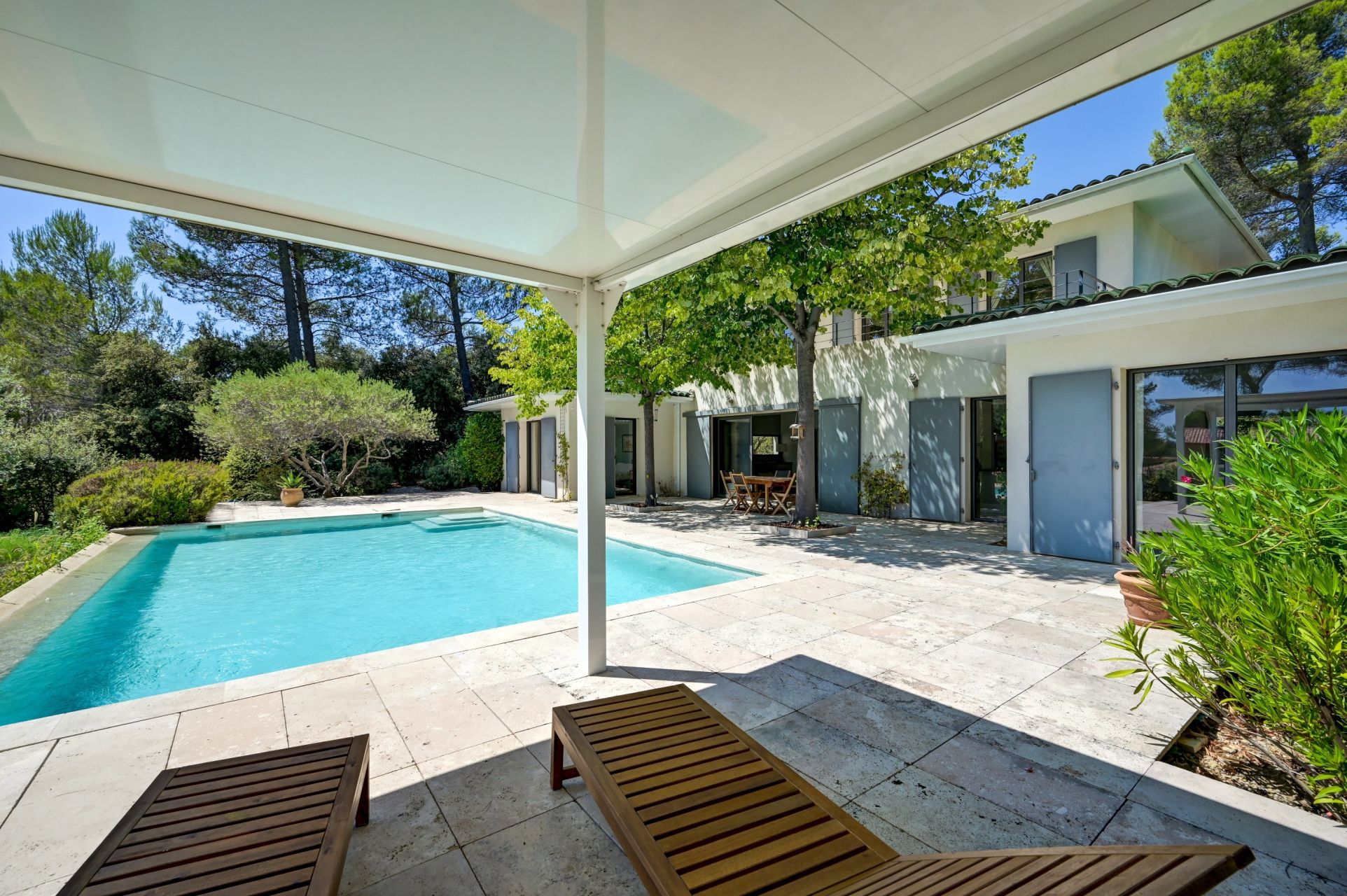 luxury house 8 Rooms for rent on AIX EN PROVENCE (13100)