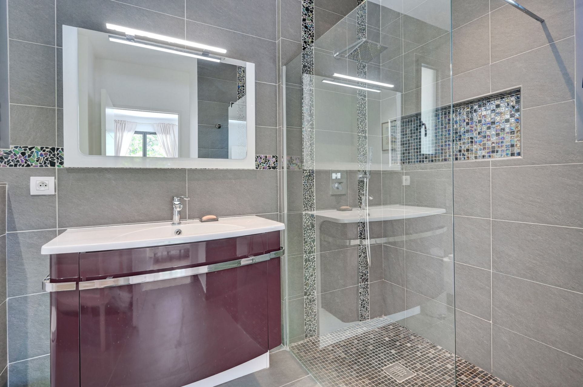 luxury house 8 Rooms for rent on AIX EN PROVENCE (13100)