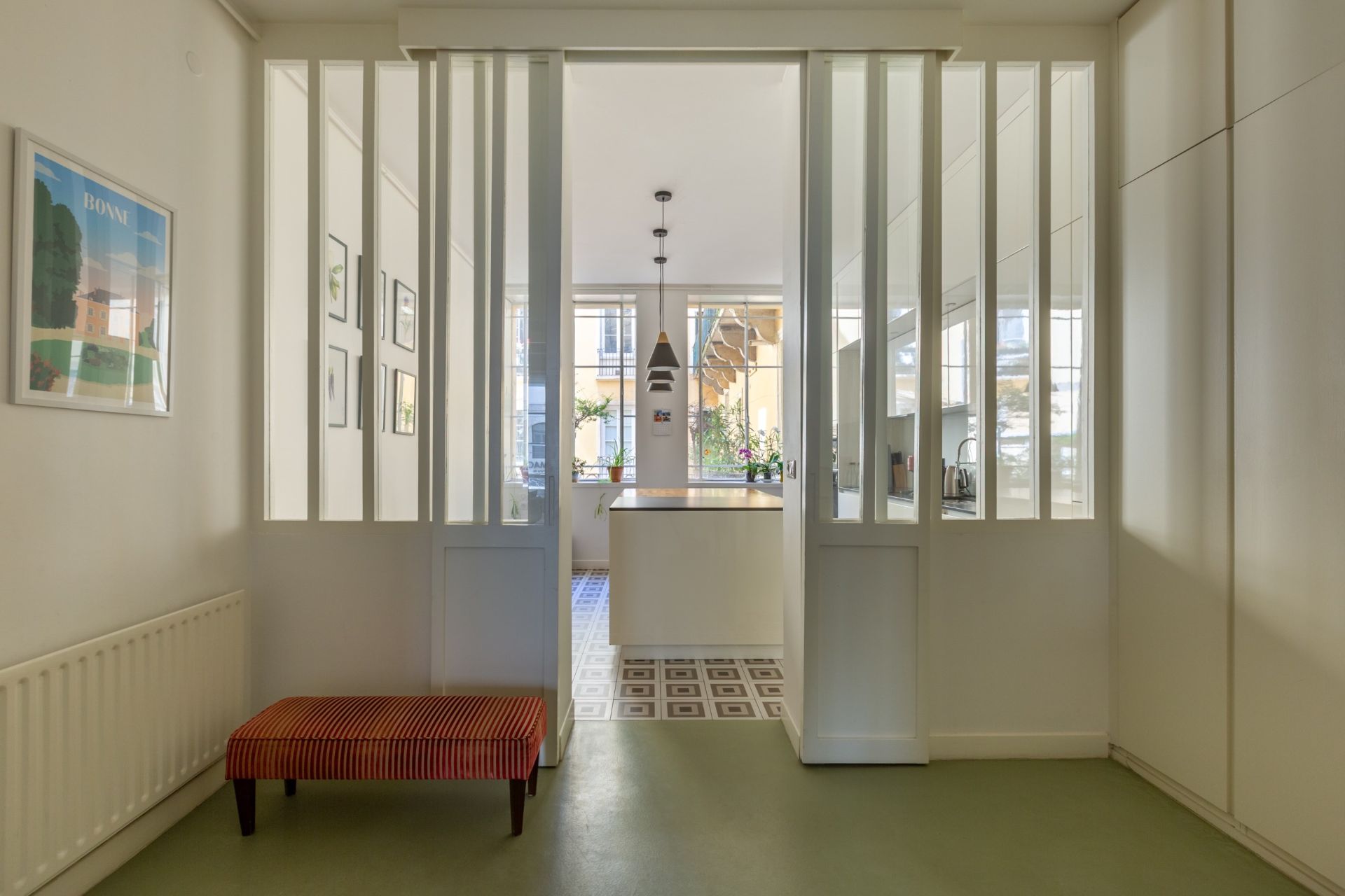 luxury apartment 6 Rooms for sale on LYON (69002)
