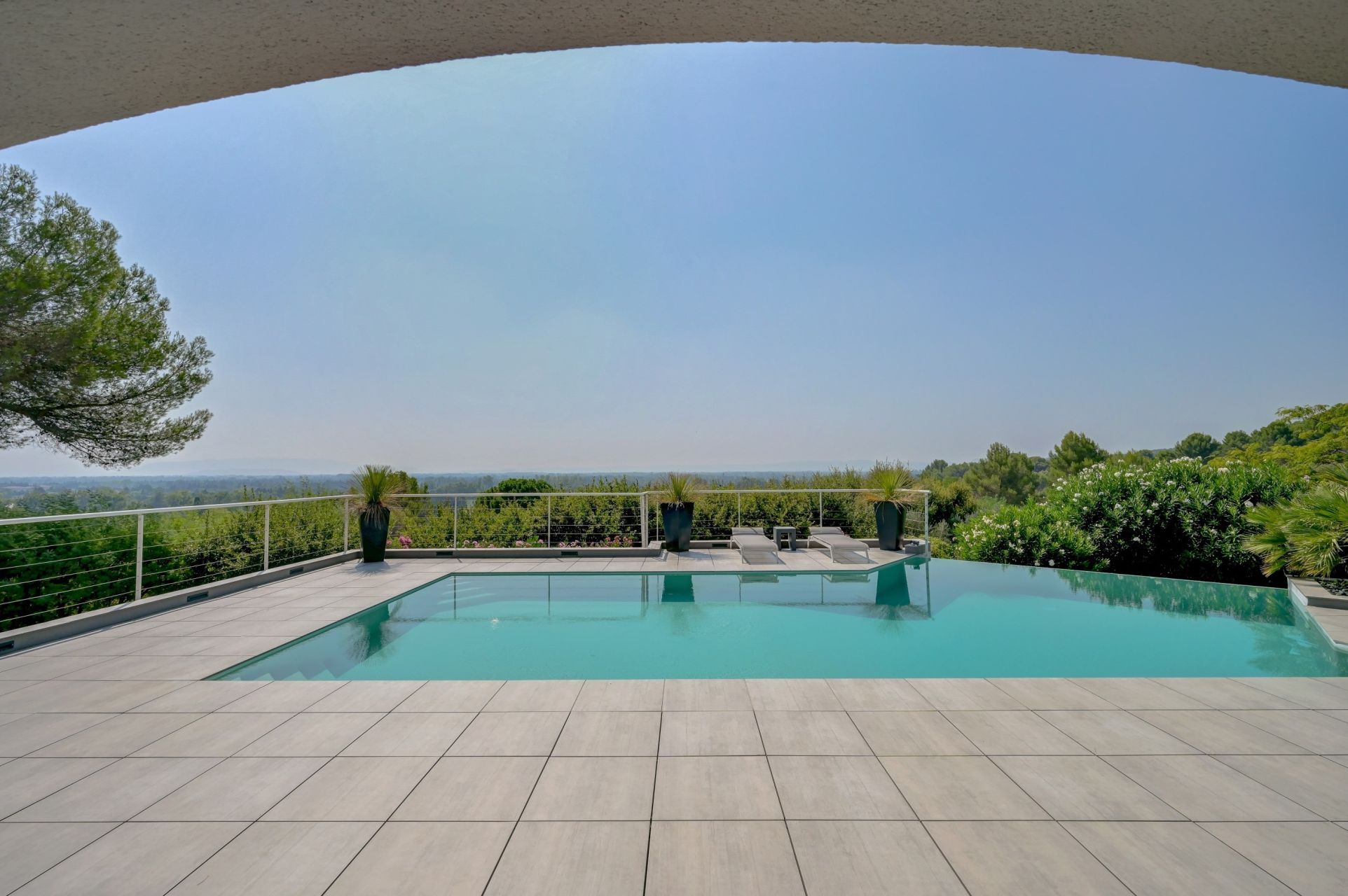 luxury house 9 Rooms for sale on NOVES (13550)