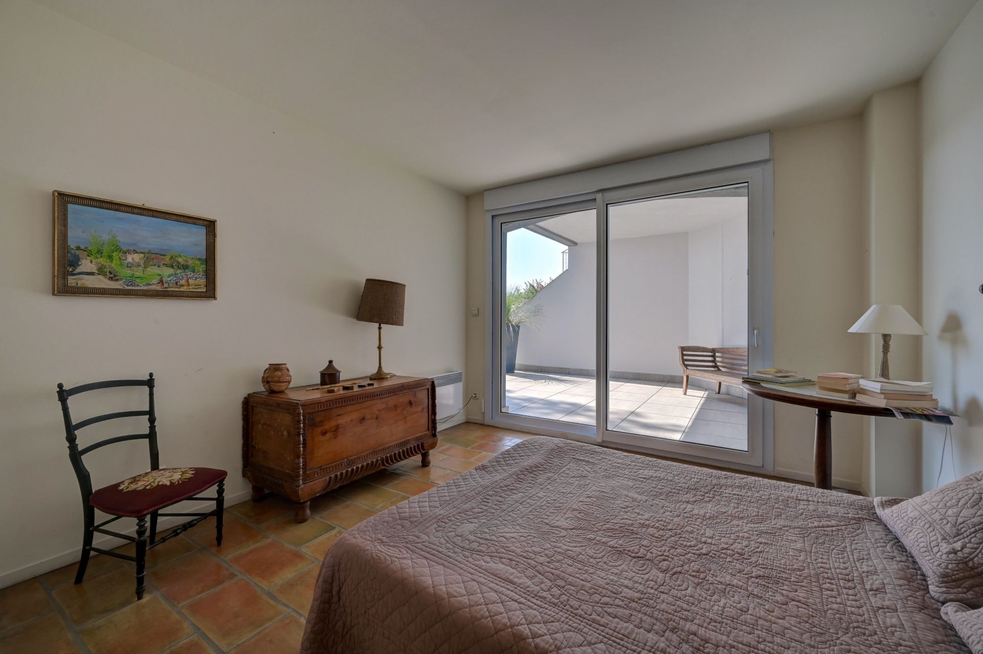 luxury house 9 Rooms for sale on NOVES (13550)