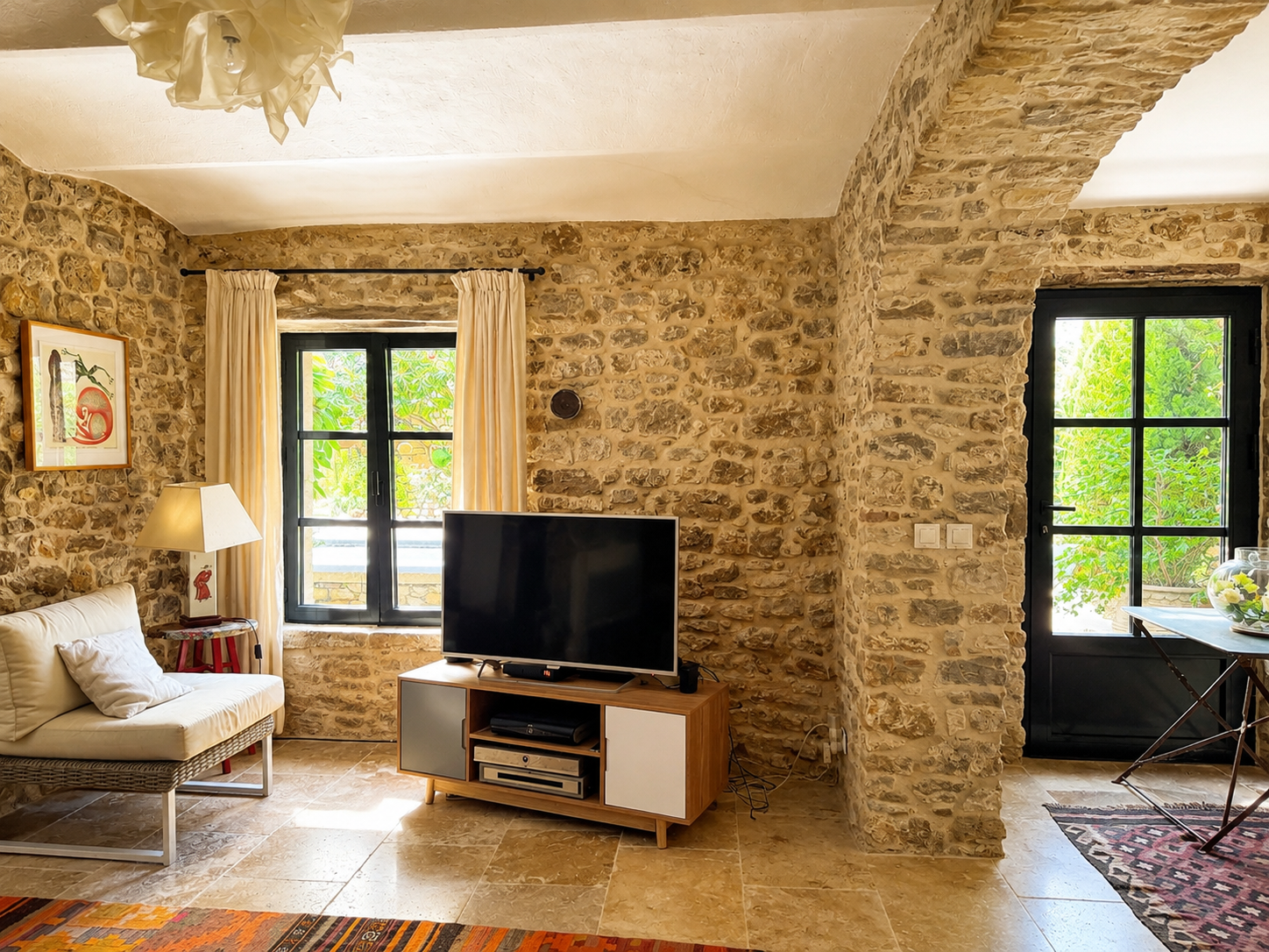 luxury house 7 Rooms for sale on UZES (30700)
