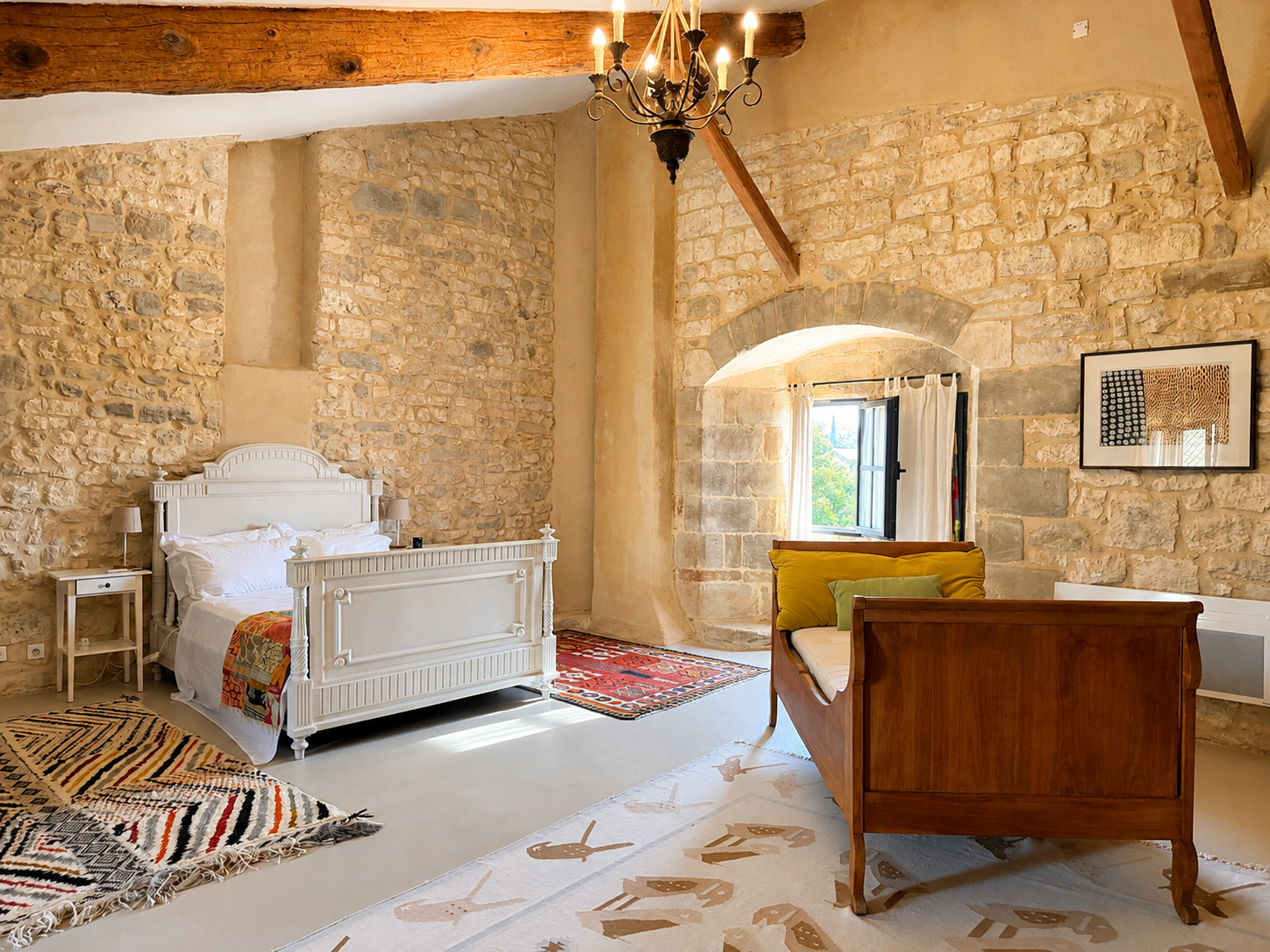 luxury house 7 Rooms for sale on UZES (30700)