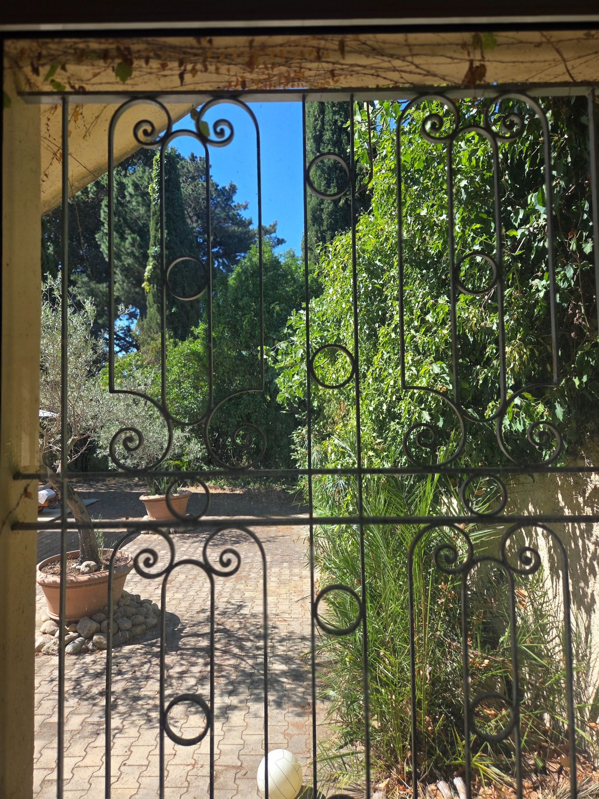 luxury house 13 Rooms for sale on PERPIGNAN (66000)