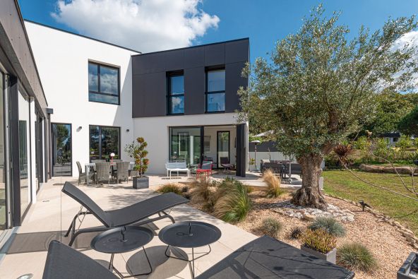 Vente Maison d'architecte Trégunc 10&nbsp;Pièces 236&nbsp;m²