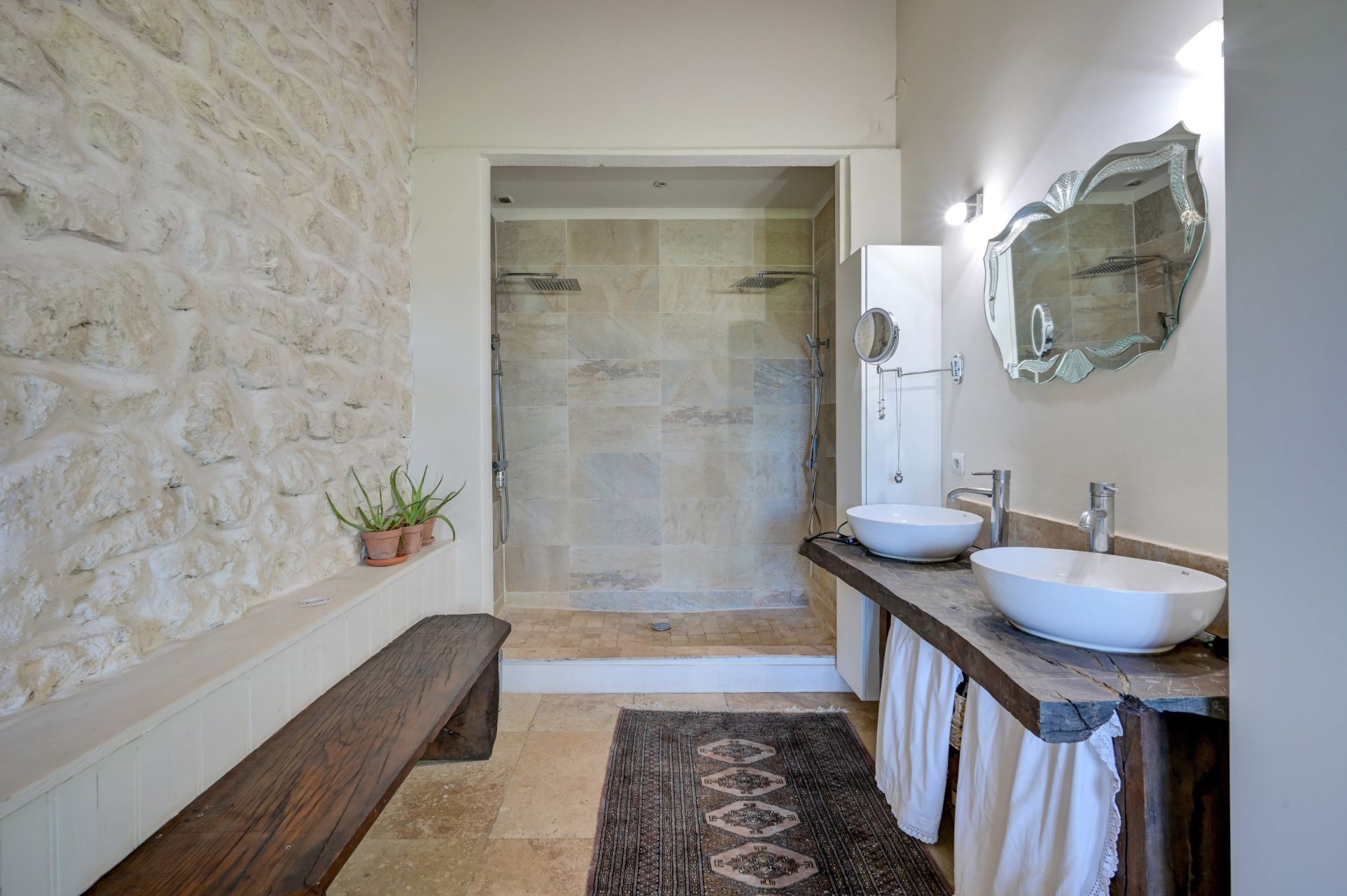 mas 12 Pièces en vente sur ARLES (13200)