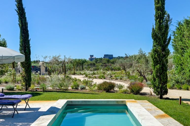 mas 12 Pièces en vente sur ARLES (13200)
