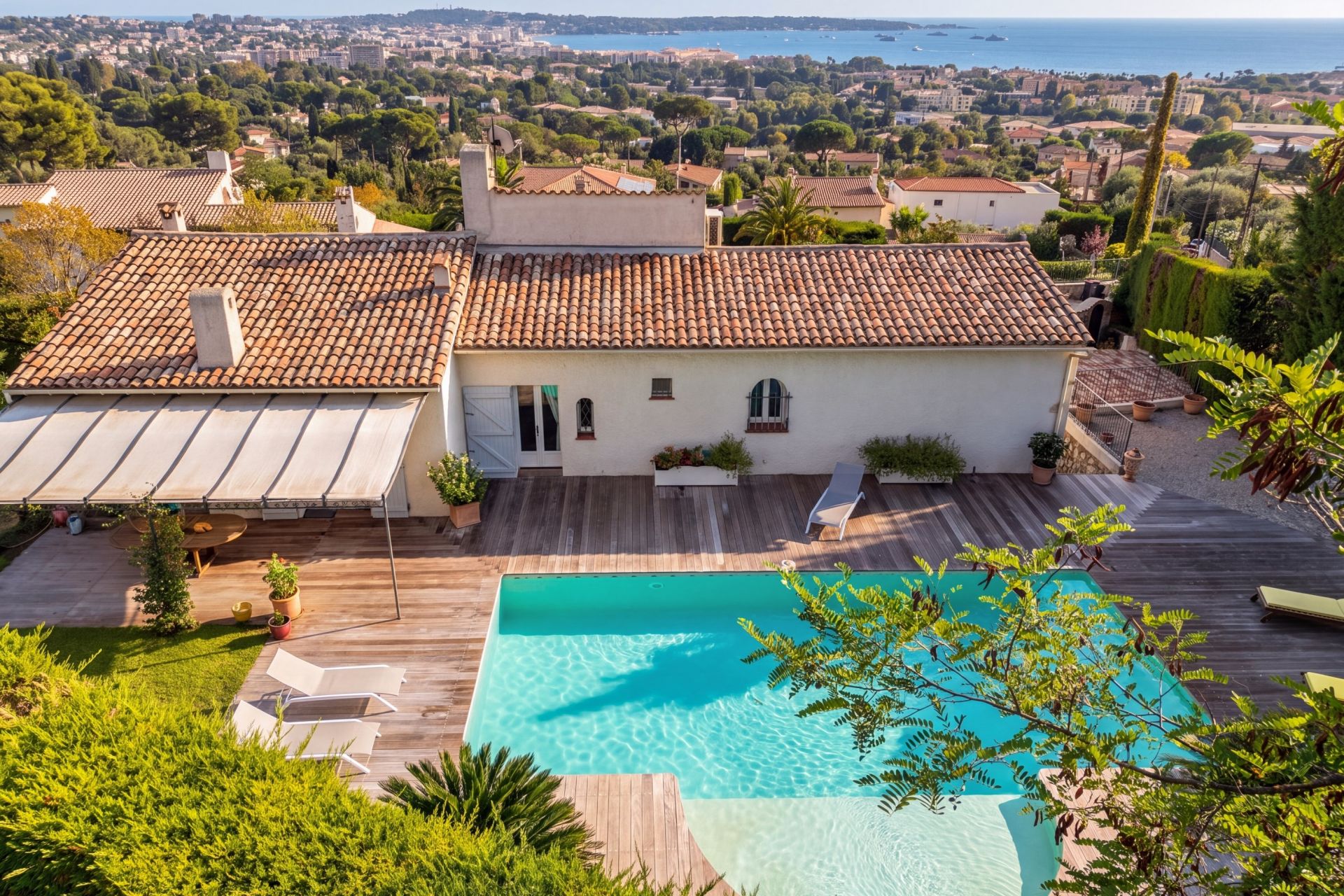 bastide 8 Pièces en vente sur LE GOLFE JUAN (06220)