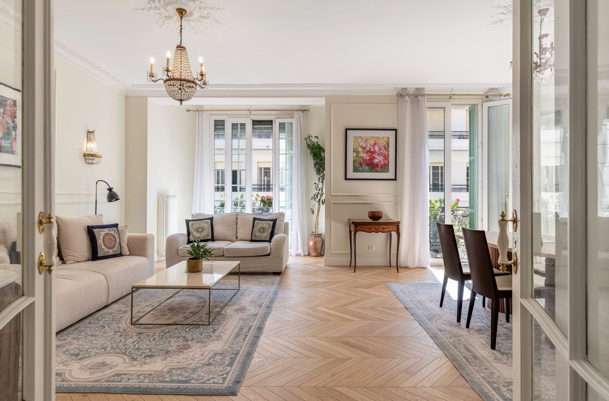 luxury apartment 4 Rooms for sale on NICE (06000)