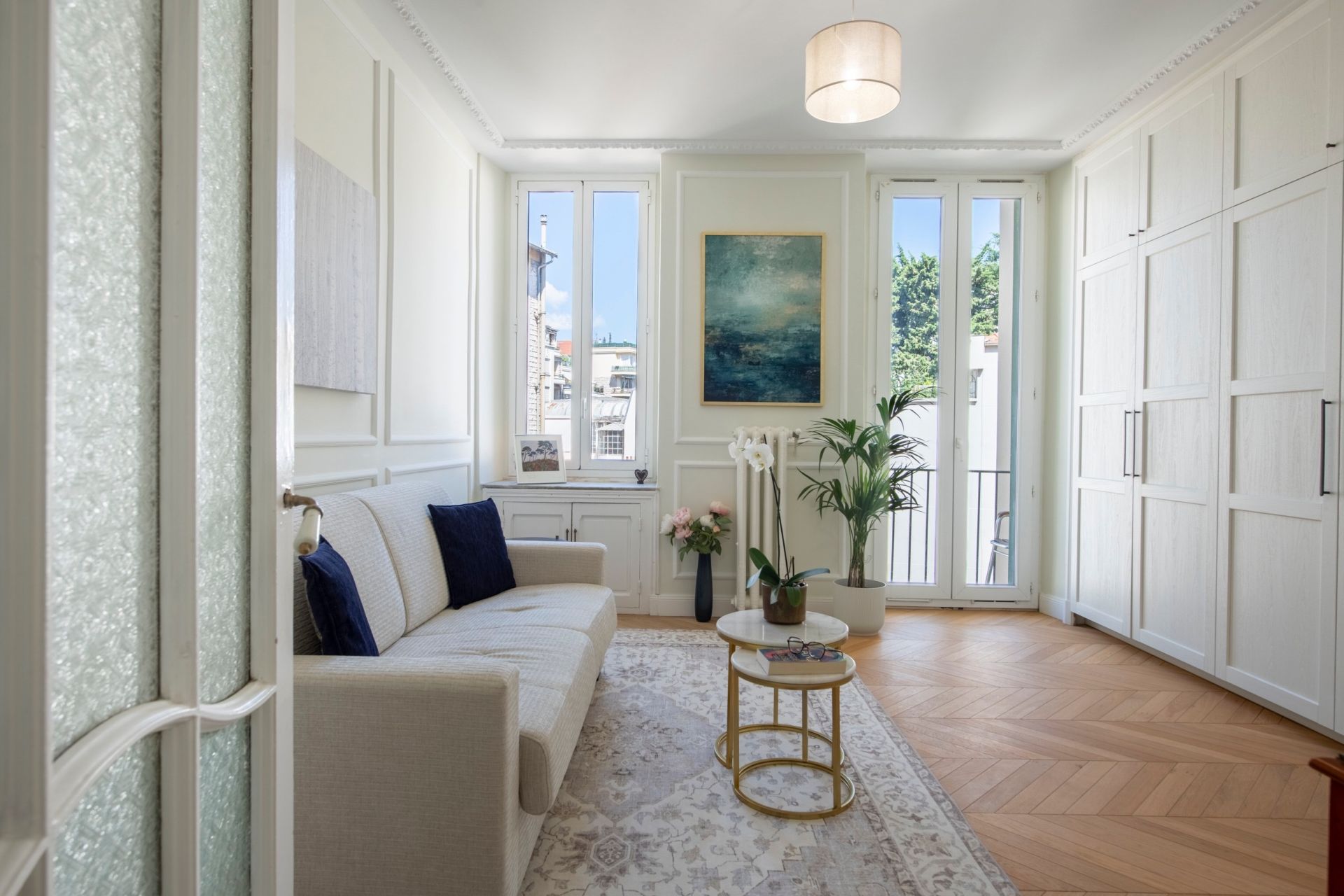 luxury apartment 4 Rooms for sale on NICE (06000)