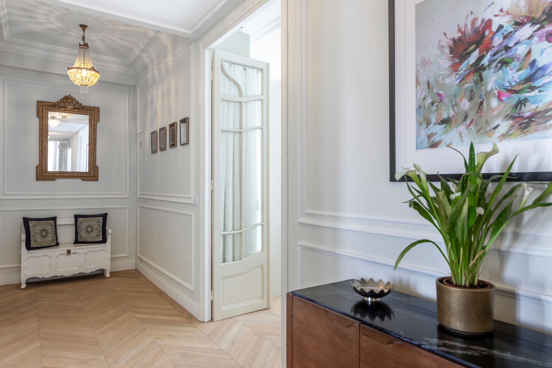 luxury apartment 4 Rooms for sale on NICE (06000)