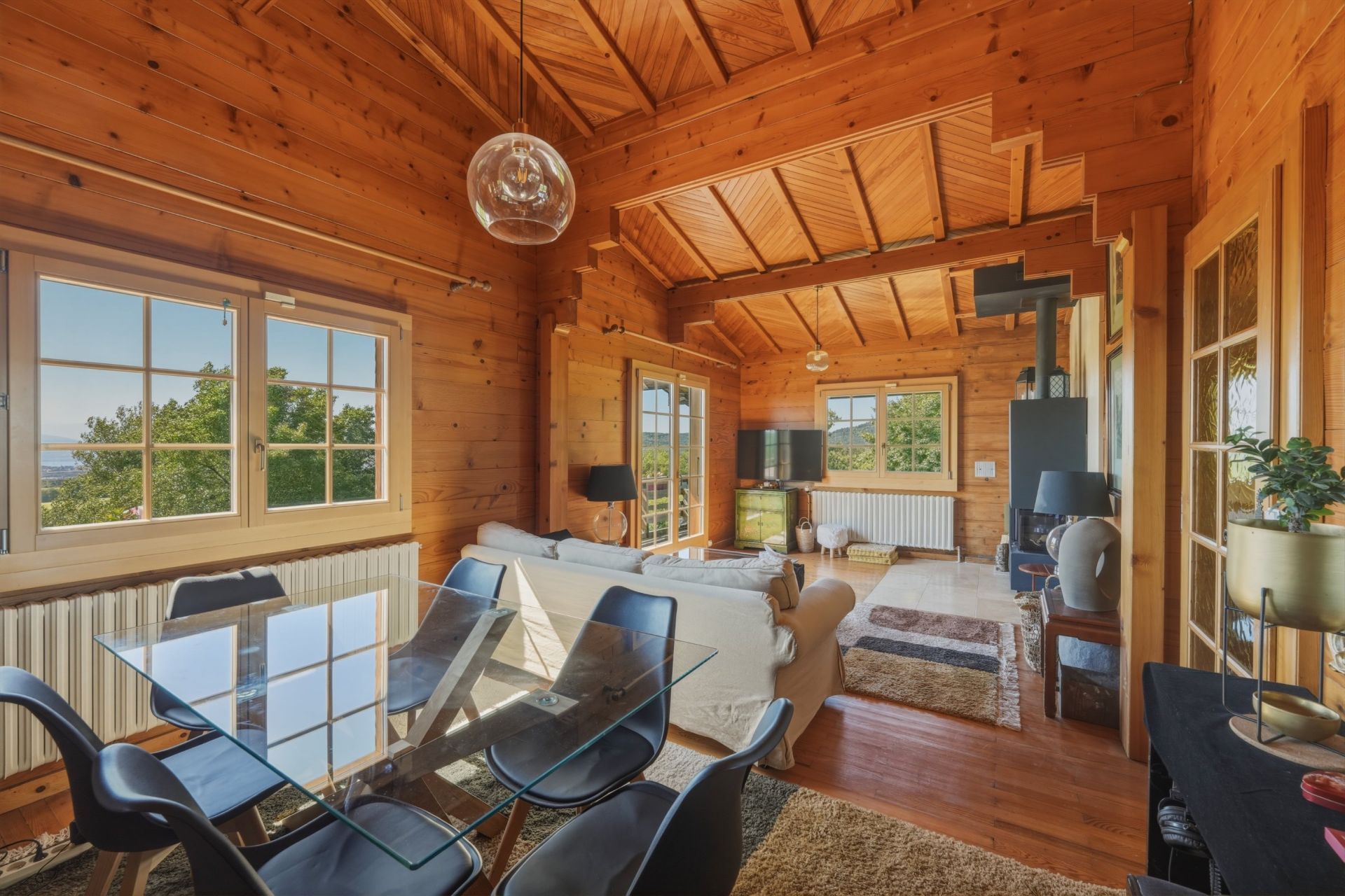 luxury house 4 Rooms for sale on DIVONNE LES BAINS (01220)