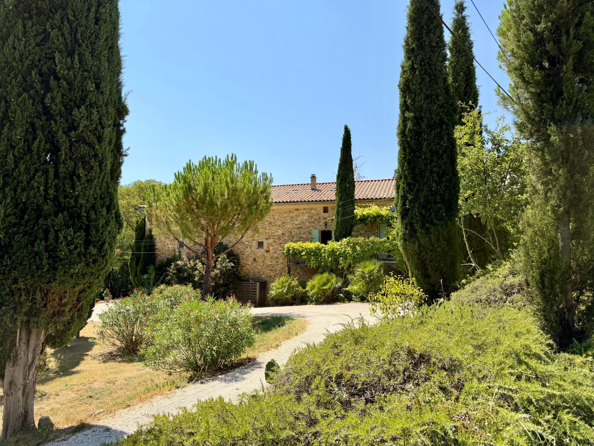 propriété de luxe 27 Pièces en vente sur SABRAN (30200)
