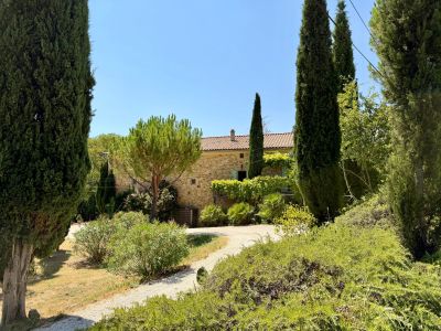 Vente Propriété de luxe Sabran 27&nbsp;Pièces 670&nbsp;m²
