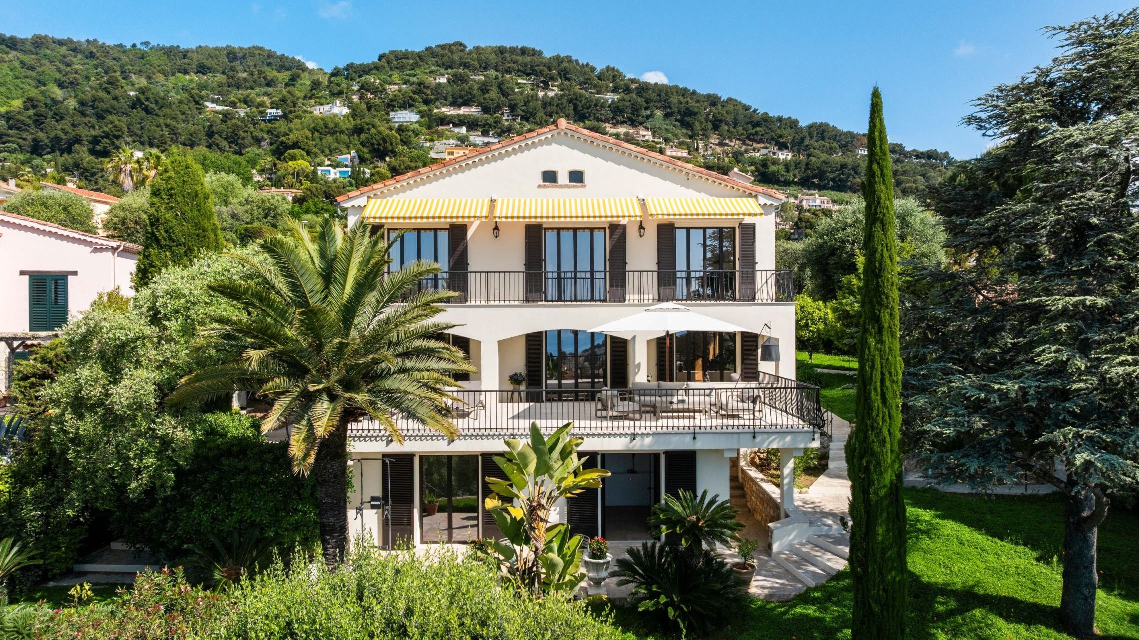 villa de luxe 7 Pièces en vente sur ROQUEBRUNE CAP MARTIN (06190)