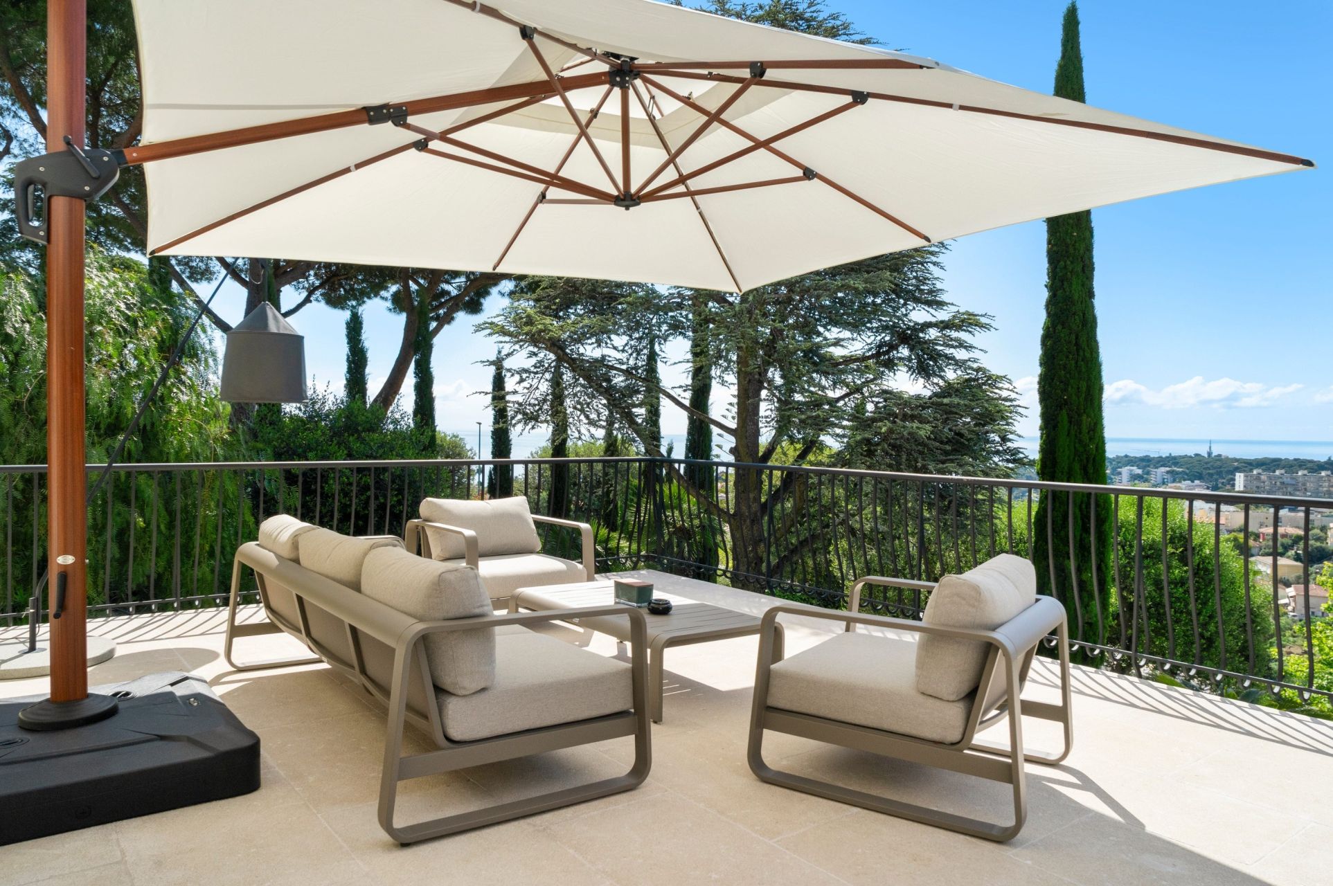 villa de luxe 7 Pièces en vente sur ROQUEBRUNE CAP MARTIN (06190)