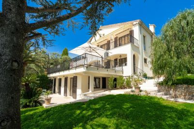 Vente Villa de luxe Roquebrune-Cap-Martin 7&nbsp;Pièces 258&nbsp;m²