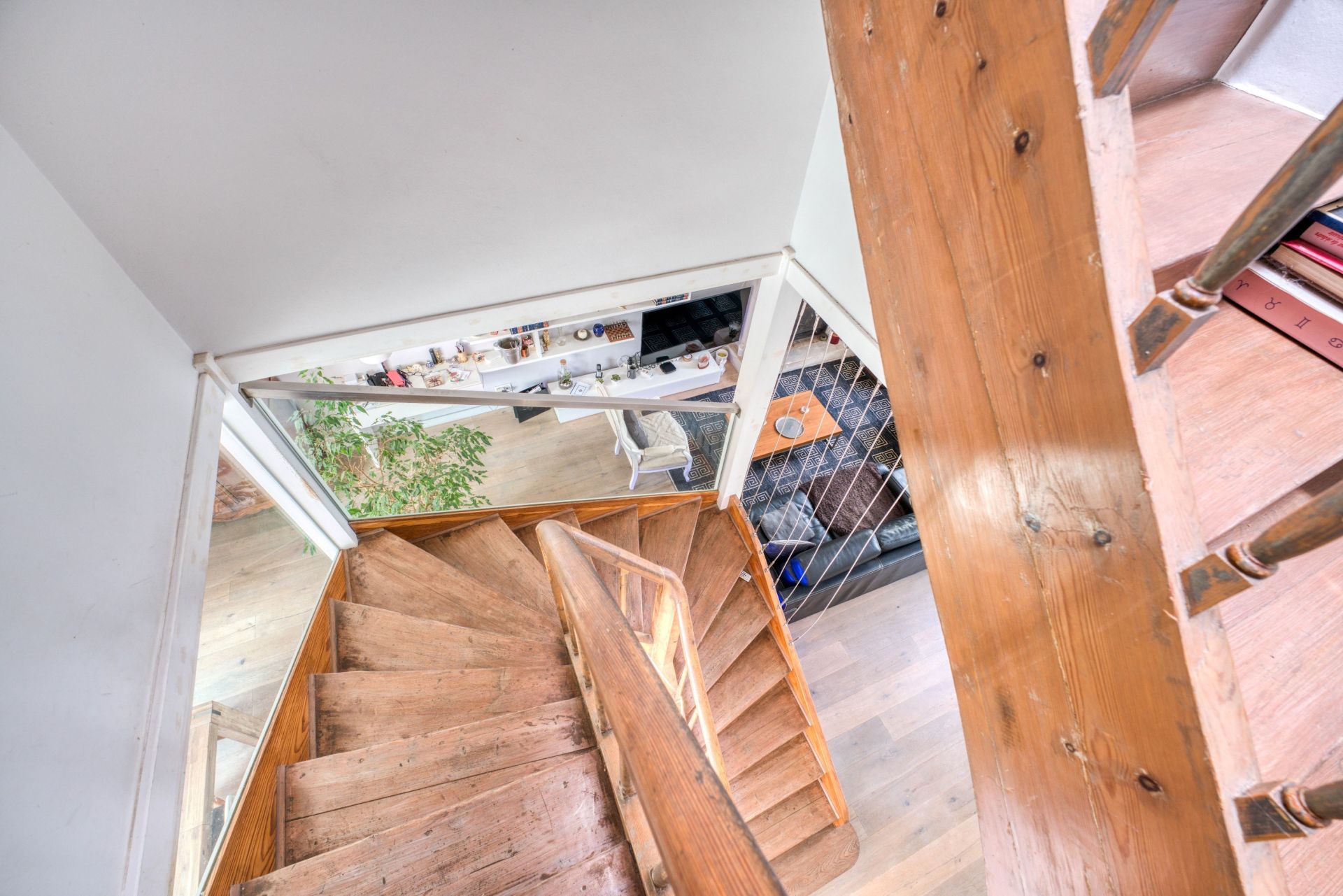 luxury house 5 Rooms for sale on LA ROCHELLE (17000)