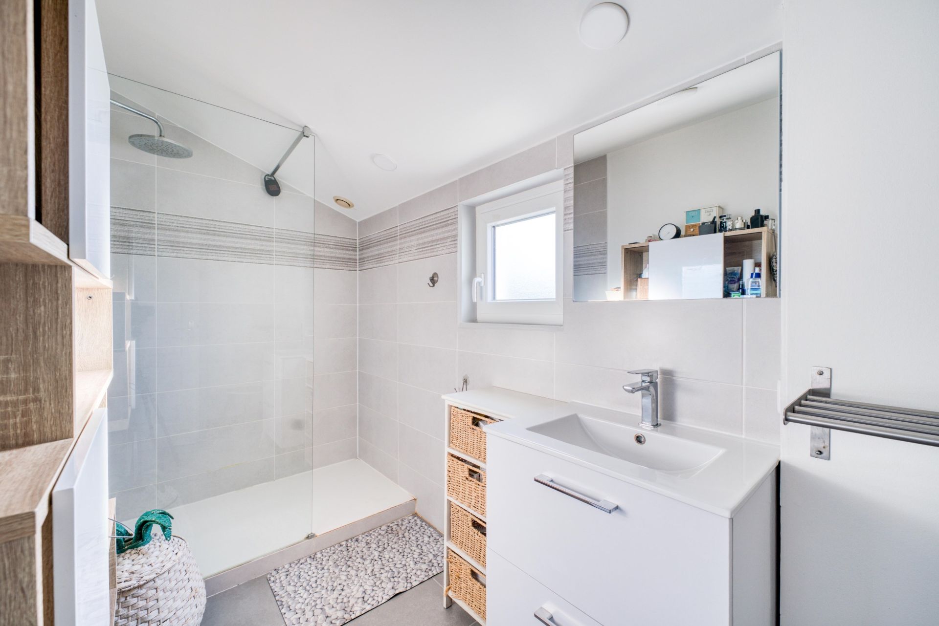 luxury apartment 5 Rooms for sale on ROYAN (17200)