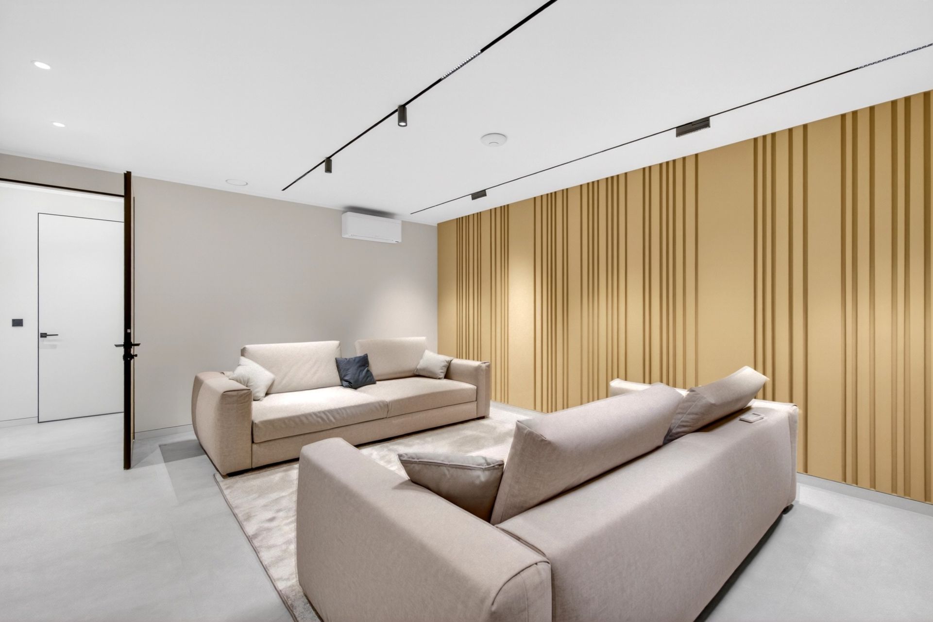 maison contemporaine 8 Pièces en vente sur CAP D ANTIBES (06160)