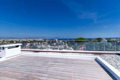 Vente Maison contemporaine Cap D'Antibes 8&nbsp;Pièces 320&nbsp;m²