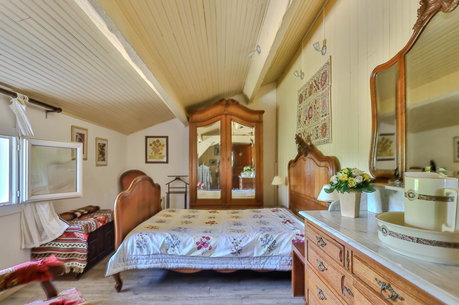 maison de luxe 8 Pièces en vente sur MONIEUX (84390)