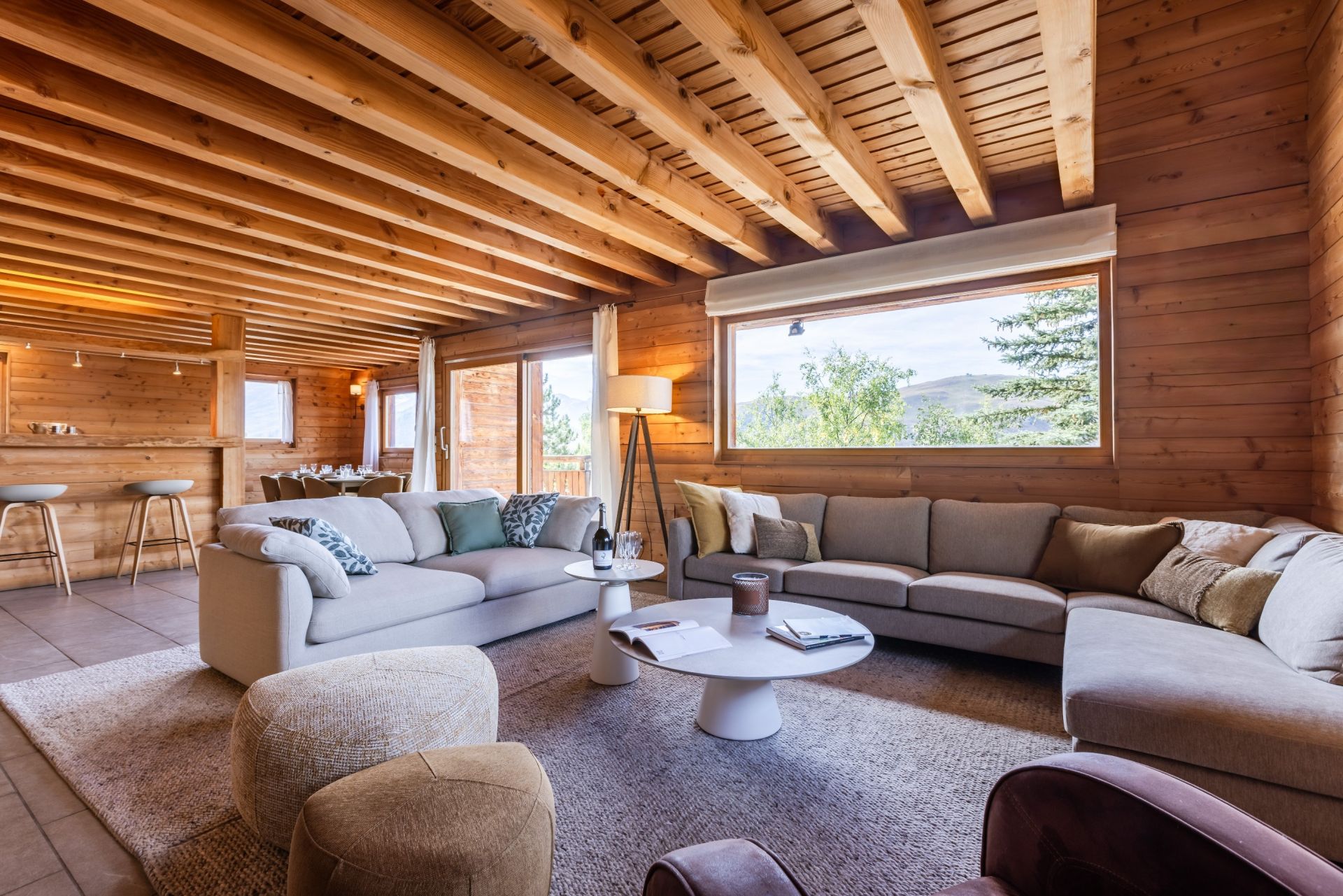 luxury chalet 5 Rooms for seasonal rent on L ALPE D HUEZ (38750)