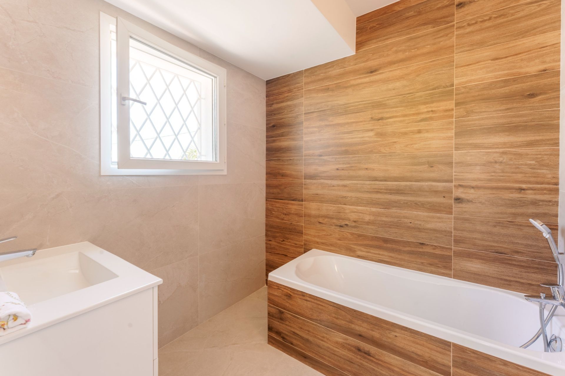 maison de luxe 6 Pièces en vente sur ST JEAN DE VEDAS (34430)