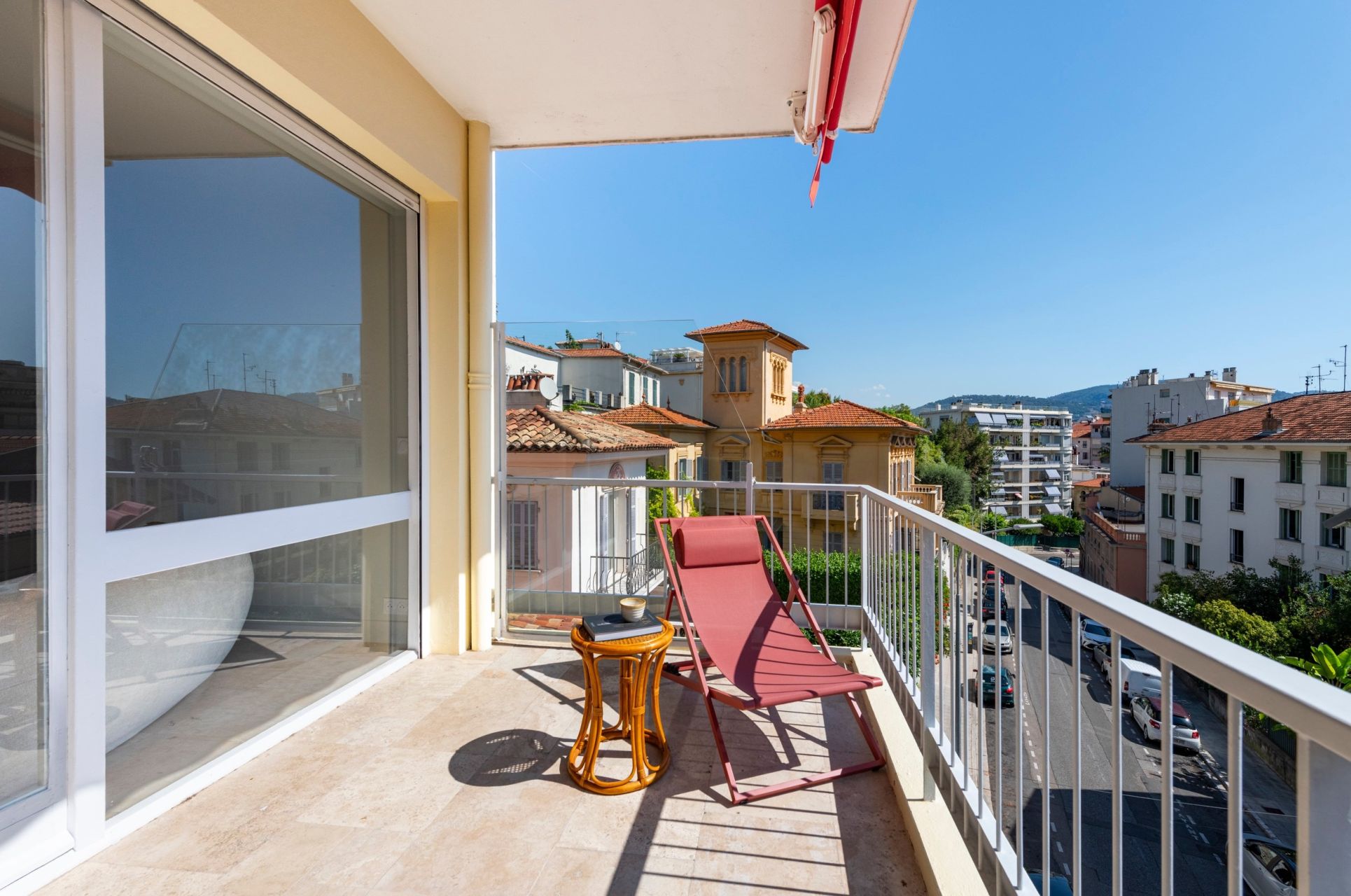 luxury apartment 3 Rooms for sale on NICE (06000)