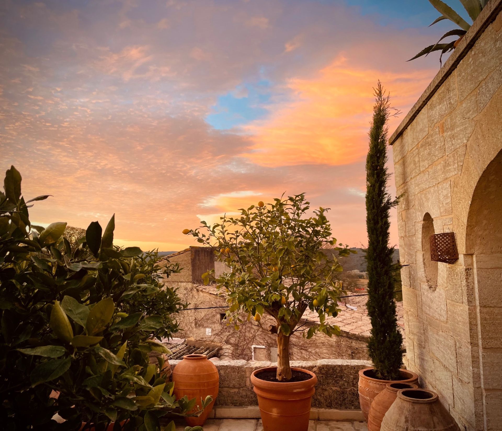 luxury house 5 Rooms for sale on UZES (30700)