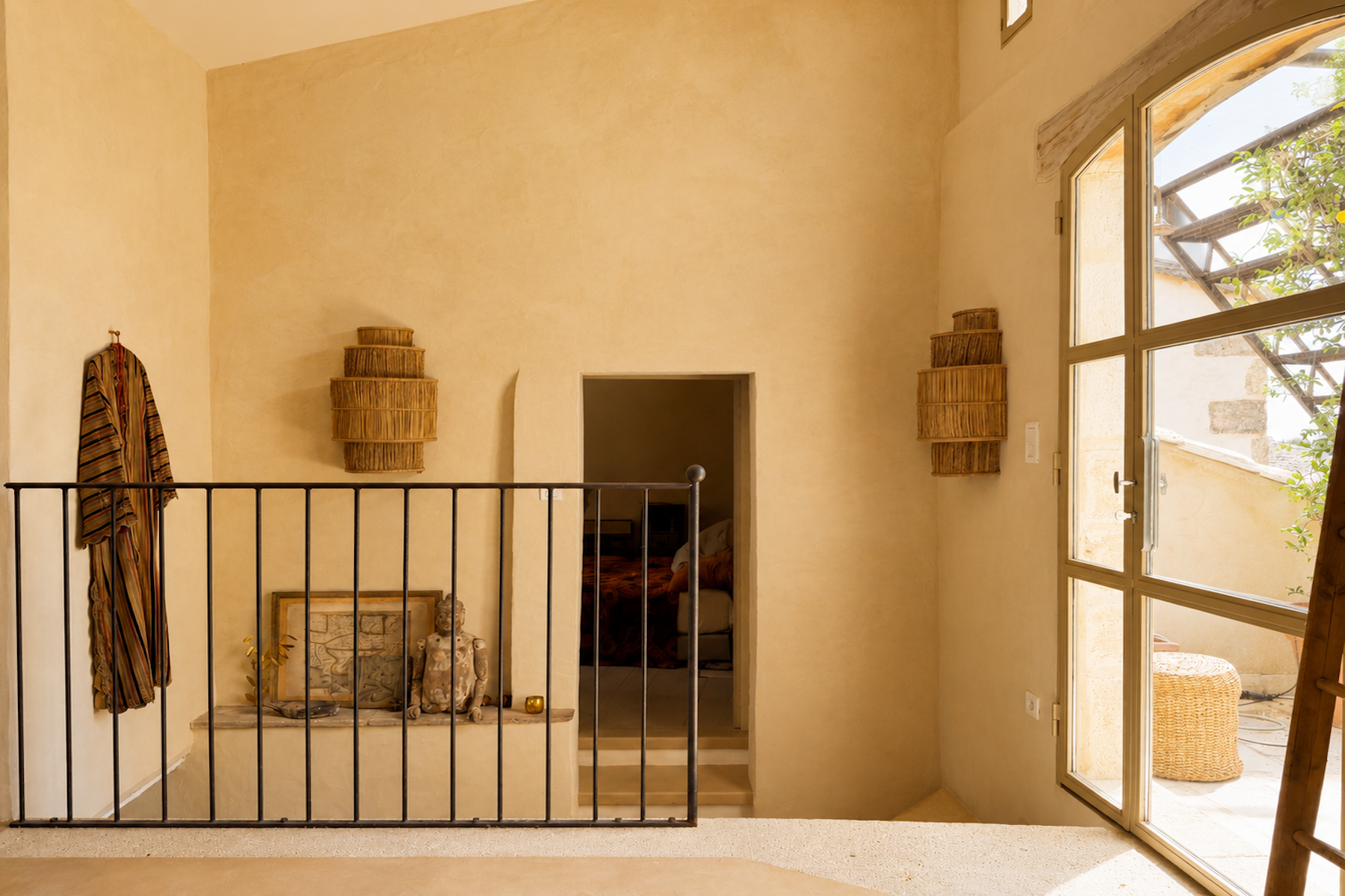 luxury house 5 Rooms for sale on UZES (30700)