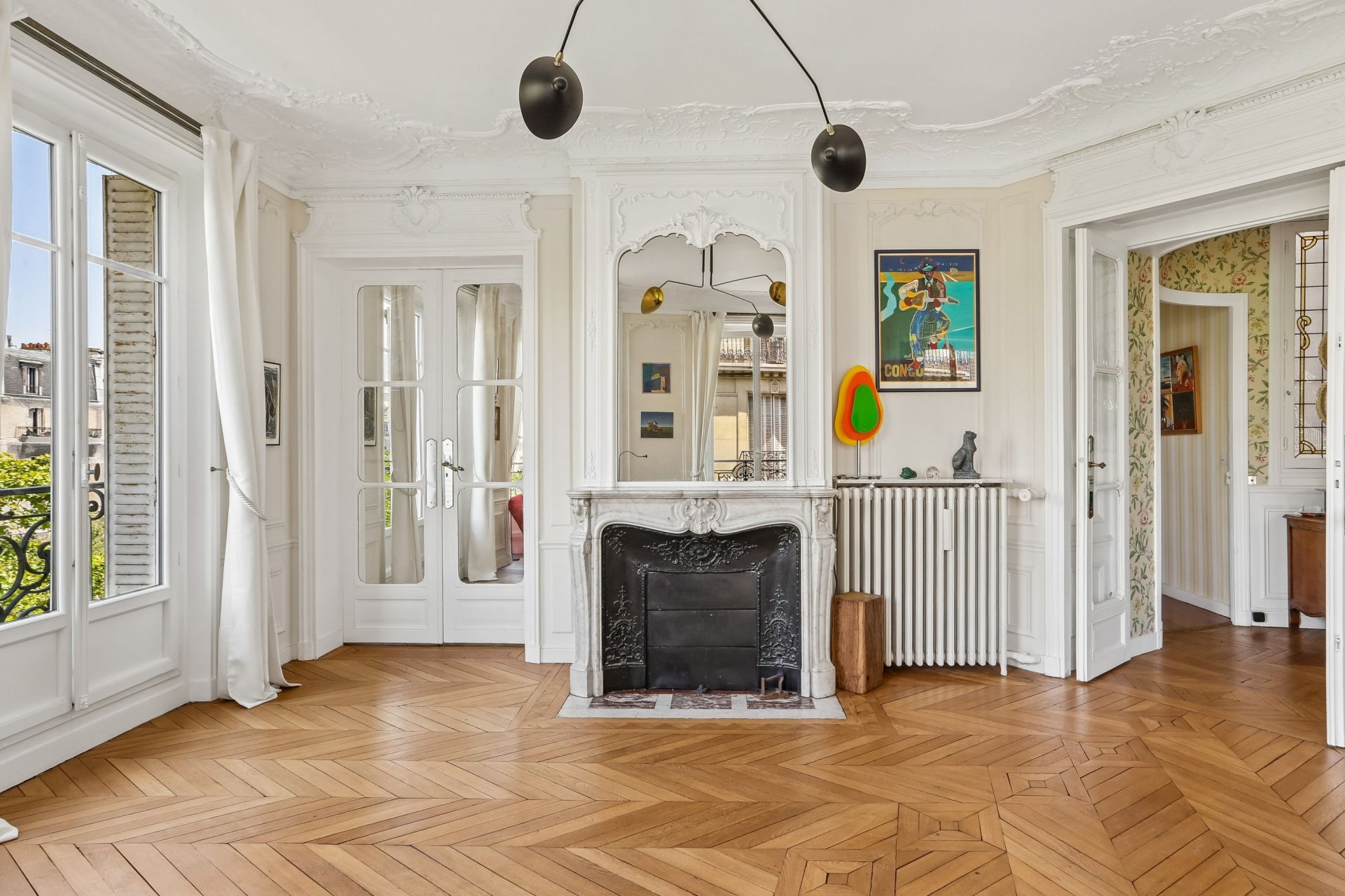 luxury apartment 6 Rooms for sale on PARIS (75009)